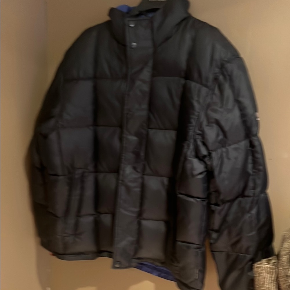 Pacific Trail Men’s Down Reversible Puffer Jacket in Black/Royal Blue Sz XL